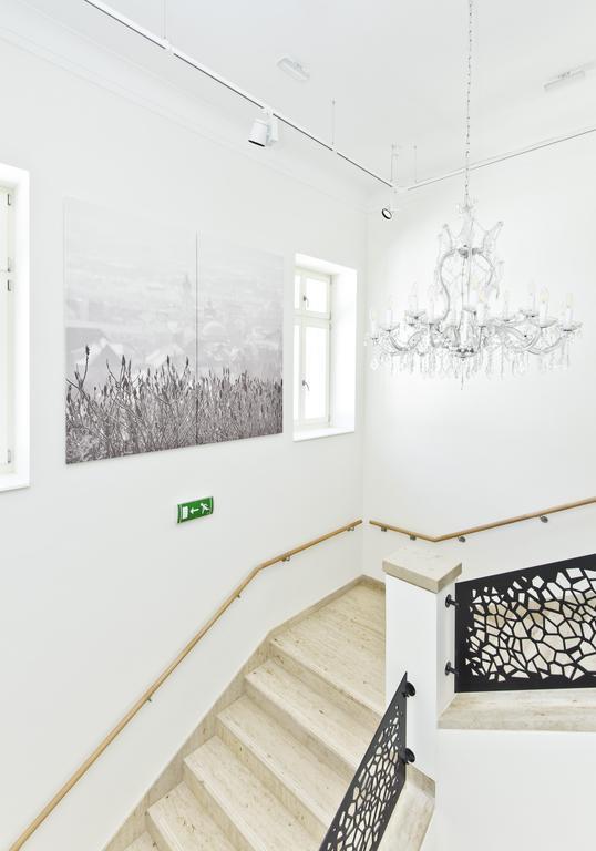 Adele Boutique Hotel Печ Экстерьер фото
